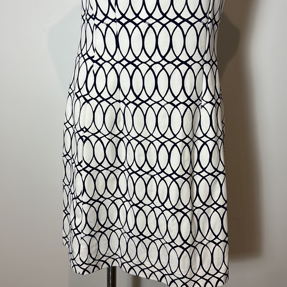 Lilly Pulitzer dress - Picture 3 of 10